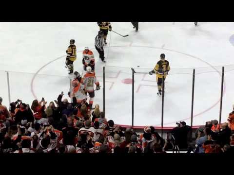 Flyers alumni game vs Penguins 50th anniversary - Dave Brown scores