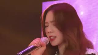 180519 Taeyeon - Rescue Me at Rakuten Girls Award