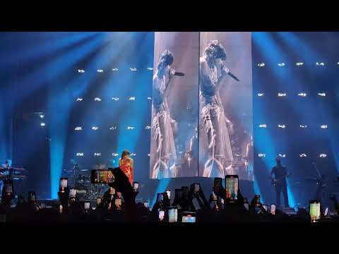 Madame con Fabri Fibra - CAOS live al Mediolanum Forum 21/10/2023 [4K]