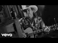 Chris LeDoux - Look At You Girl