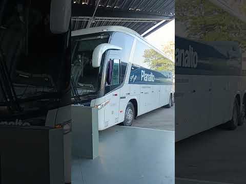 Ônibus da Planalto chegando e saindo em Cascavel Pr