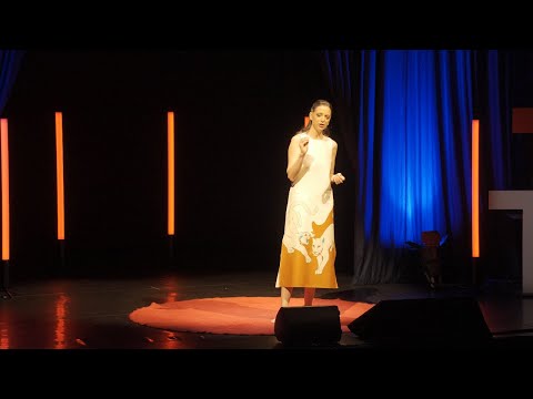 Listen to your body | Niamh Devine | TEDxTraleeWomen