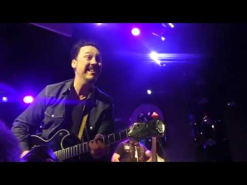 Jesse Dayton "Shake your Hips-"Whole Lotta Rosie" (Slim Harpo/AC(DC) @Madrid 9 febrero 2019