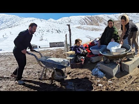 Village Spirit: Life Goes On "Bano Nomad Family"