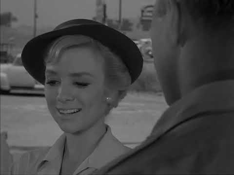 1x16 Ai Confini Della Realtà (The Twilight Zone) pt.1 - L'autostoppista