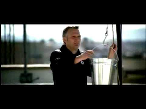 balay por un mundo más cómodo (musica: Akrobats)