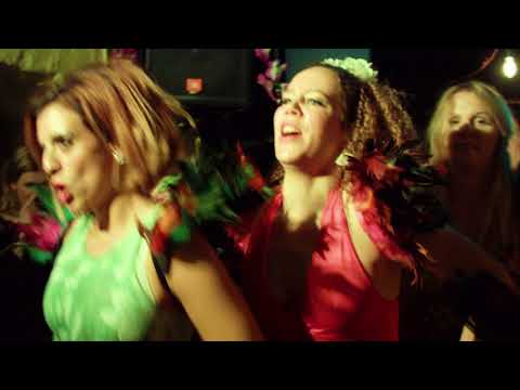 Tb to when Tropassinho performs Caracoles by Dream Team do Passinho - Nostalgia!