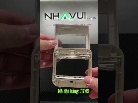 Mặt vuông dùng cho 3 thiết bị Panasonic WEB7813SW