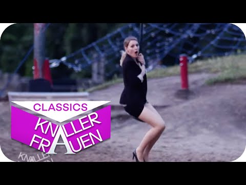 Spaß auf der Seilbahn | Knallerfrauen mit Martina Hill