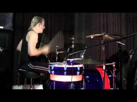 Shane Wise presents The Man With The Machine Gun