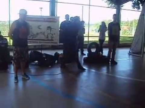 Batalha do Neurônio no JK Candangolândia - MC Nenzin x MC Dejah - Semifinal - Segundo Round