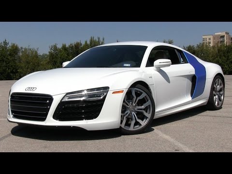 2014/2015 Audi R8 V10 S-Tronic Start Up, Test Drive, and In Depth Review