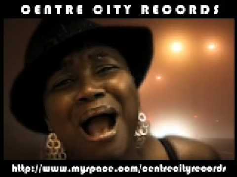 Janine Johnson - Can't Get A Signal