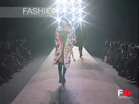 "Etro" Autumn Winter 2004 2005 Milan 3 of 3 Pret a Porter Woman by FashionChannel