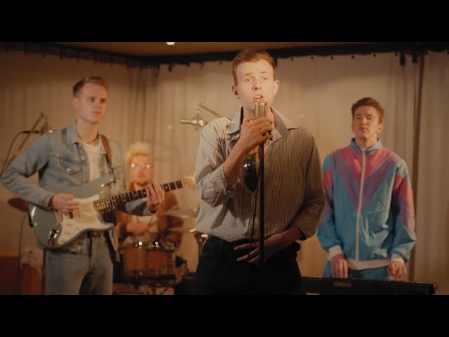 Scherben Bringen Glück von Luca Noel ((jetzt ansehen))