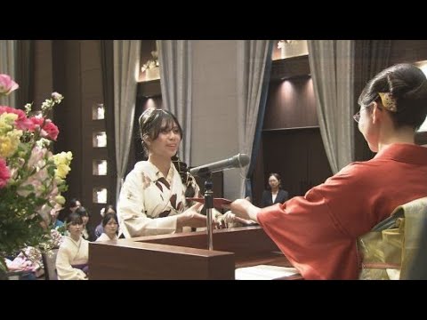 YouTube Video 航空業界やホテル業界などへ新たな旅立ち　静岡市の専門学校で卒業式