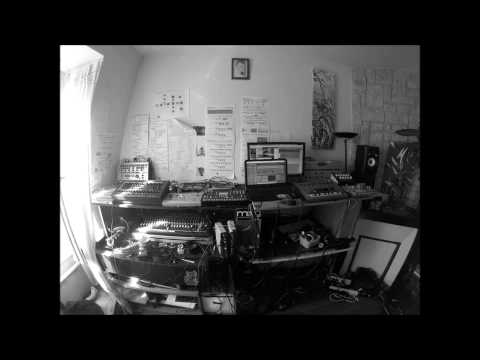 Les Mangeurs De Cables ( I.N.D / Duke / RaTaXeS ) - FreeLive 01