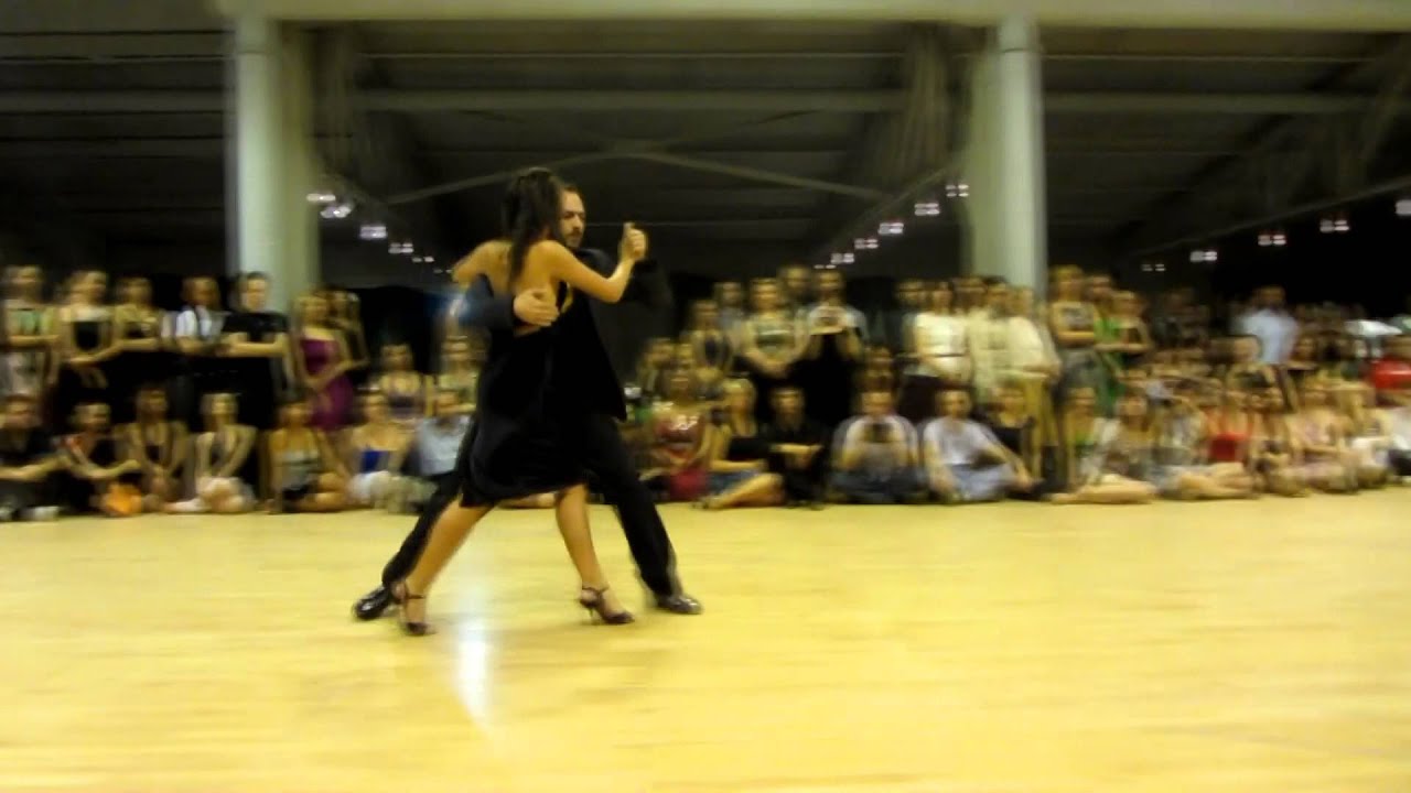 Giggio Giovanni y Yanina Radzishevskaya - Una vez - MNF 2014