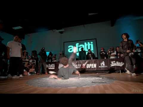 R4C Rock Force vs. Monster Break MIA // stance