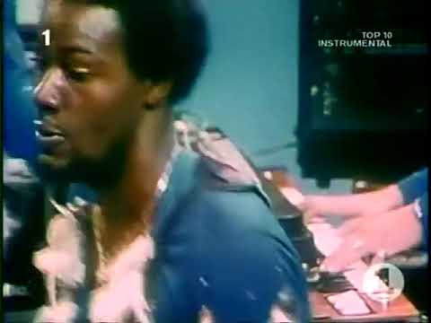 Commodores - Machine Gun (1974)
