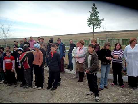 Shalom Corjeuti - La orfelinat. Cu Tine doar cu Tine mie viata ca un vis...