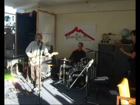 The Puddle - One Romantic Gesture - Live at Volcano Radio