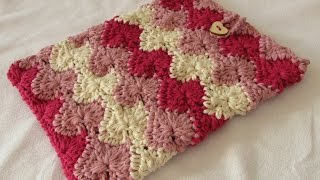 How to crochet a catherine wheel iPad / phone / laptop / tablet cover