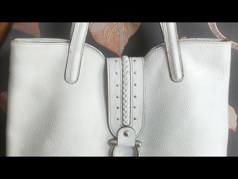 shopping con il baule : coccinelle , vintage e non solo.. cravatte firmate