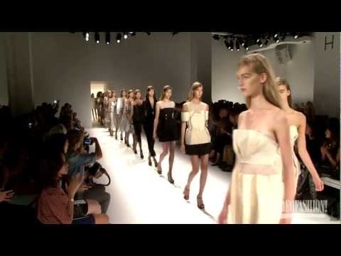 Calvin Klein Collection Spring/Summer 2013 - Videofashion