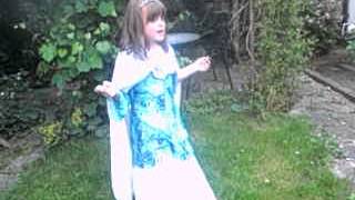 amelie singing let it go