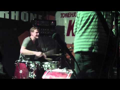 Aiming for Enrike - Super happy feelings forever : They took my phørne @ Verkstedet.m4v