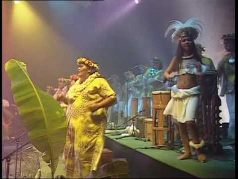 E  Vahine Maohi E ( Tahiti,,,French Polynesia)