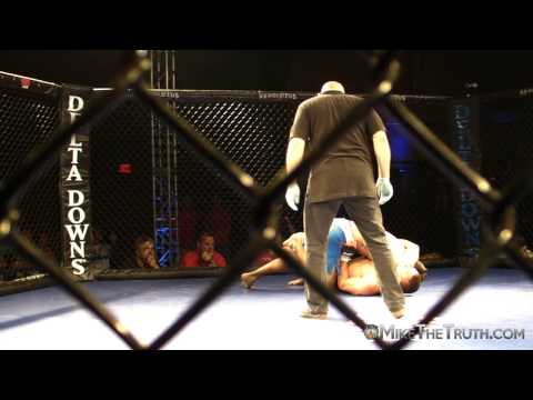 IXFA 10 - Justin Reiswerg vs. Jacob Capelli