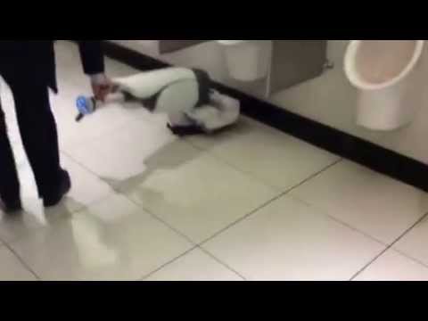 I-Mop Autoscrubber Demo: Cleaning Under Urinals