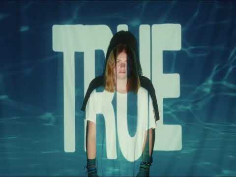 "Swimsuit Season" Greylee - Official Lyric Video