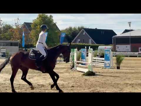 1.05m with 16yo girl - 27.09.2026