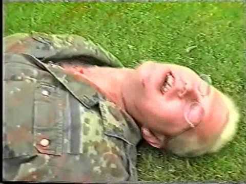 Ich  piss auf deinen  Kadaver - Der Killerhund