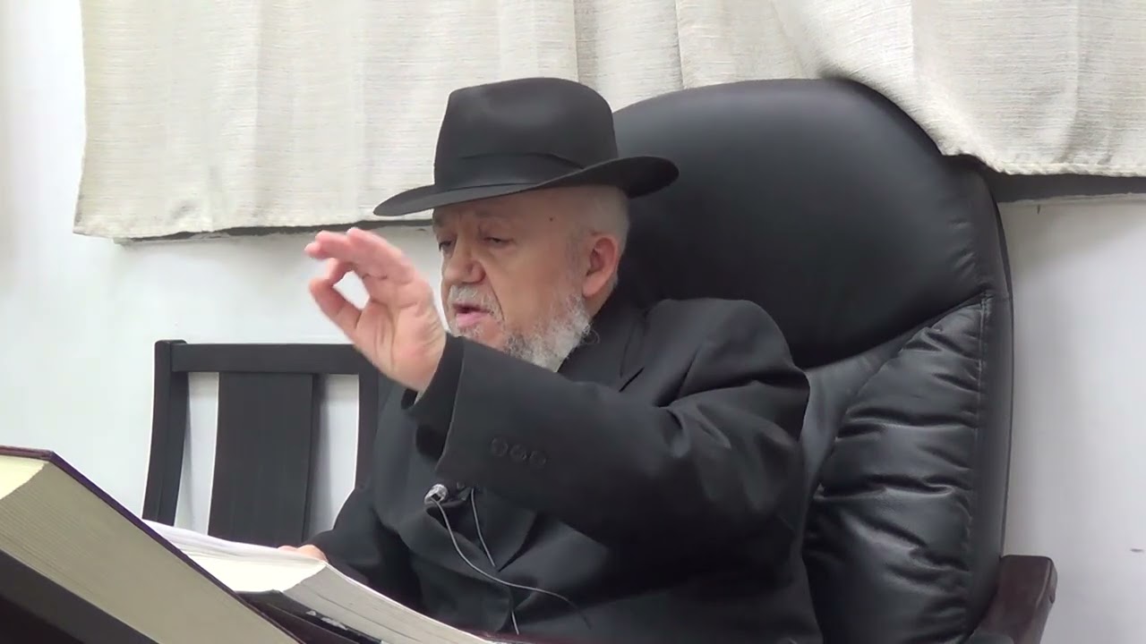 ברכות המגילה והאם צריך להחמיר לקרוא בבני ברק בט"ו? | השידור השבועי ממרן זצוק"ל 