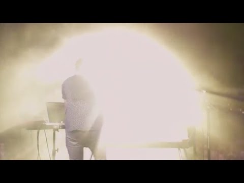 Taylor McFerrin ft. Emily King - Decisions - Live from Singapore Jazz Festival 2016 - 4K