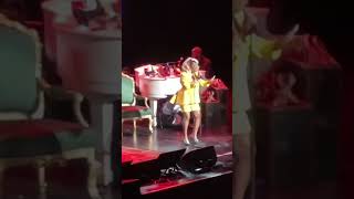 Patti Labelle- Right Kinda Lover Live