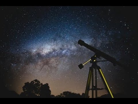 ROCHA ENTRELINEAS Dra Andrea Sosa Descubriendo el cielo nocturno desde Parallé (Foto Lucas Pezeta)