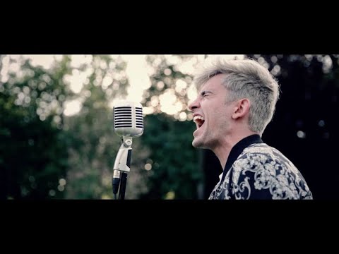 Wide Awake video