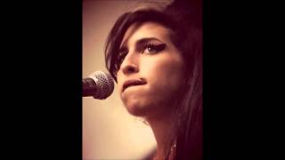 Amy Winehouse - I should care- live