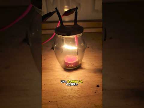 bombilla casera con una mina de lápiz y una fuente de alimentación!!!