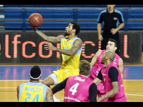 TV: H νίκη τoυ ΑΠΟΕΛ απέναντι στην Telekom Baskets