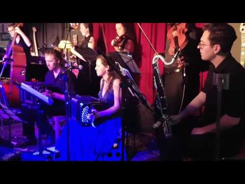 Tángalo - Orquesta Típica play Campo Afuera live