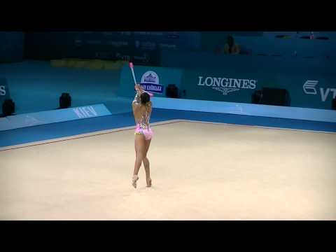 Minagawa Kaho (JPN)  clubs  World Championships RG 2013 Qual