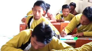 Download lagu Anakku - Godbless - Video 8B mp3