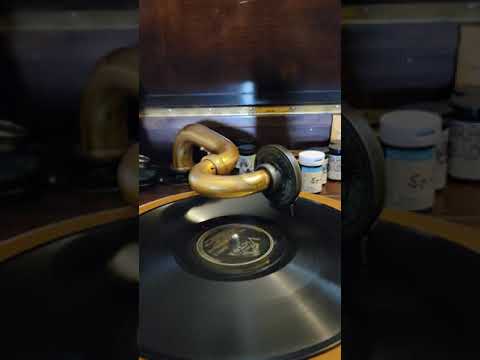 The Tinkle Song - (3 Thirsty Barons) Swing and Sway with Sammy Kaye  Victor Records #26243 1939