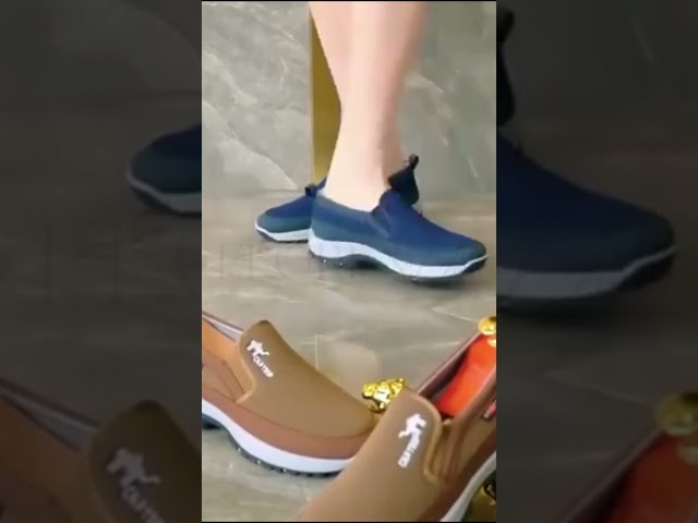 Vídeo relacionado con Roffatide Anime Zapatos Masculinos Fuzzy con Dedos Cerrados y Espalda Abierta de Espuma, Talla Individual Goma Suelas para Hombres y Mujeres